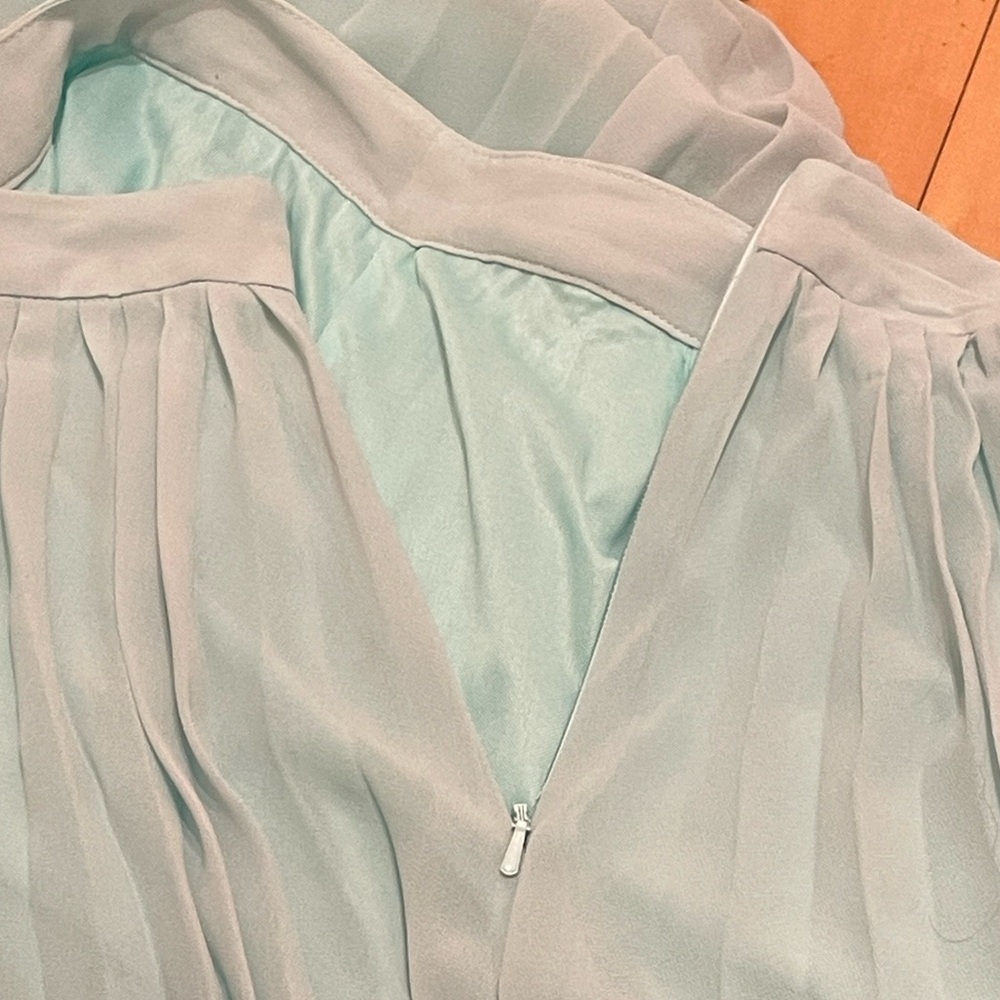 NWT twik Elegant Mint Green Pleated Midi Skirt - Picture 6 of 9